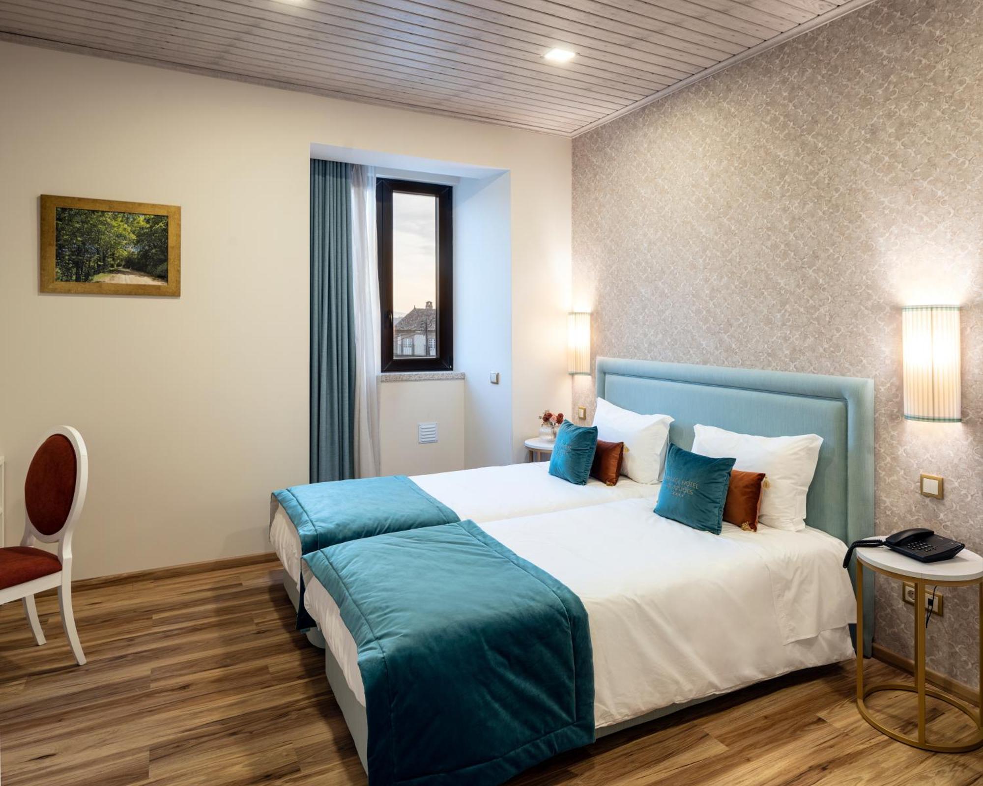 Palace De 4*