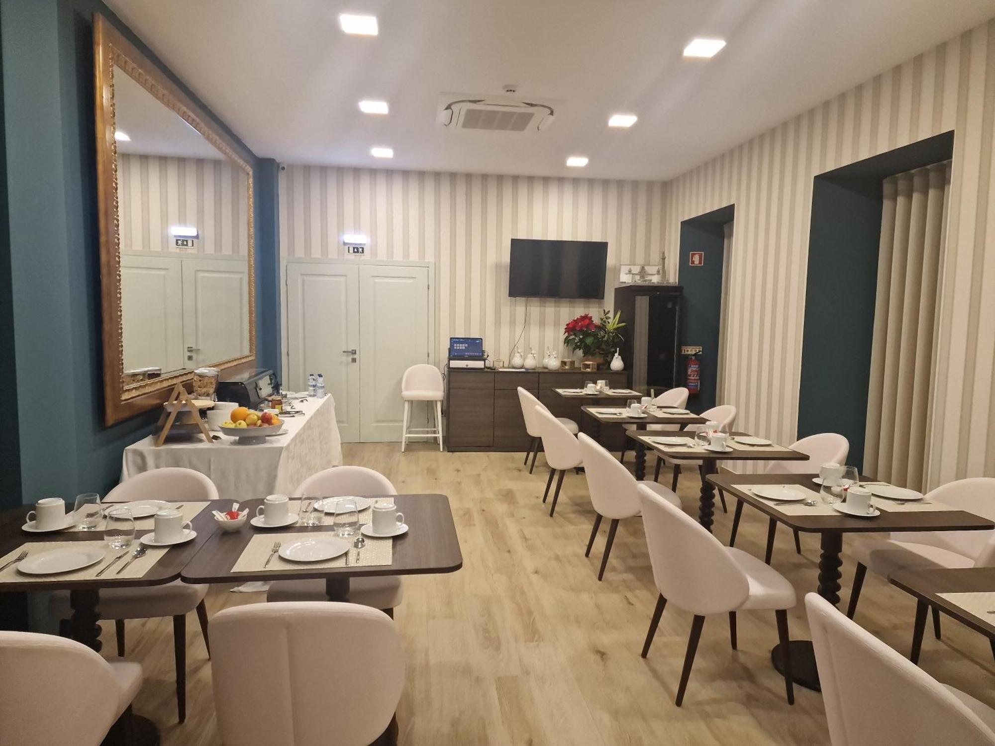Palace De Hotel Midoes